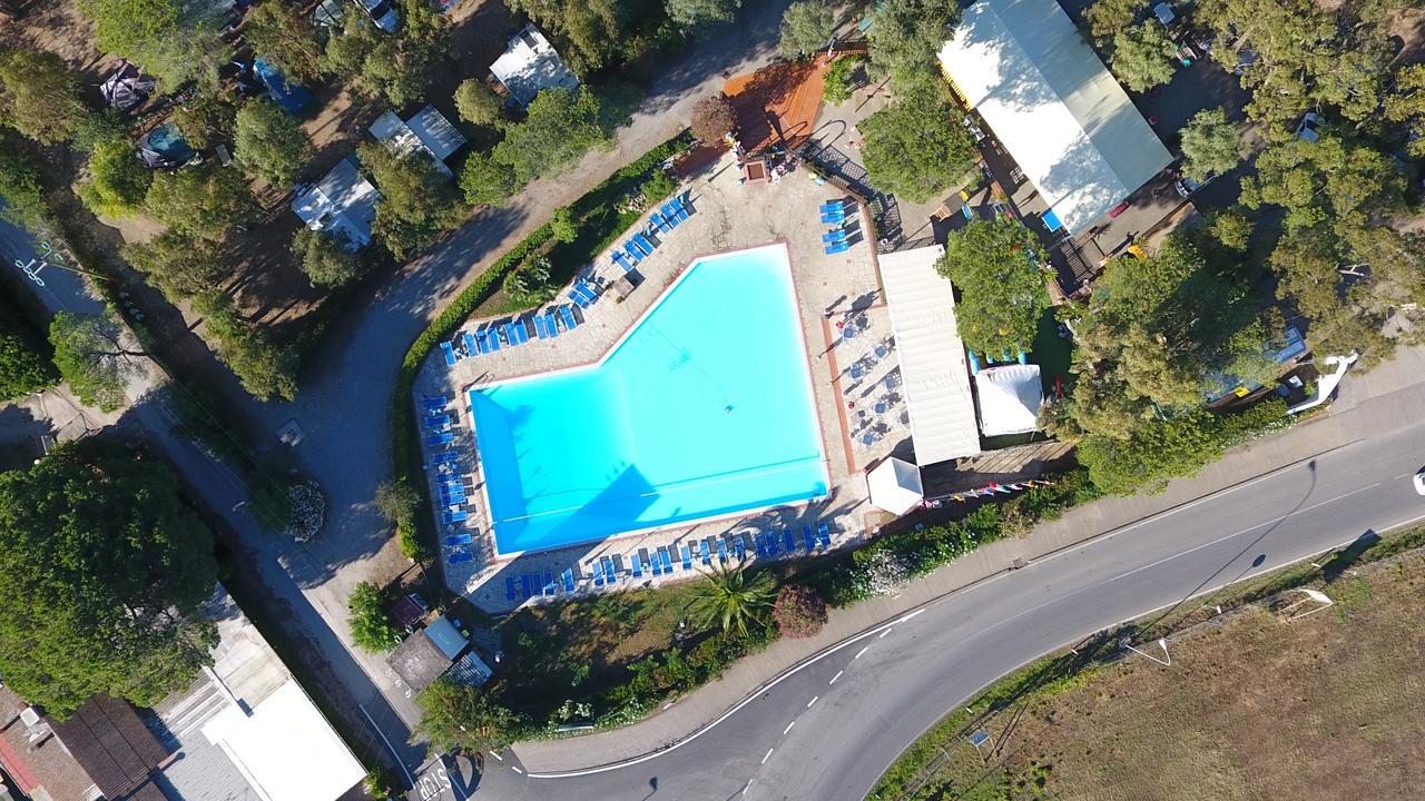 Lacona 4*