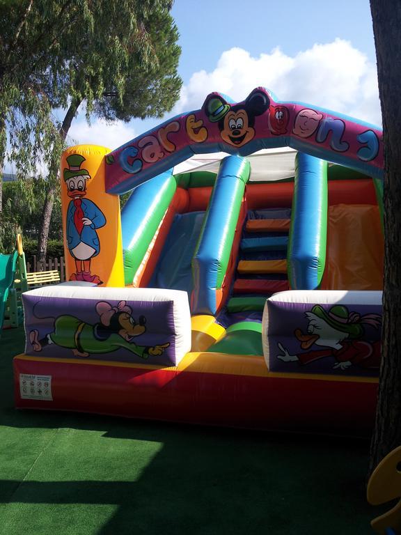 Lacona Parco vacanze公司